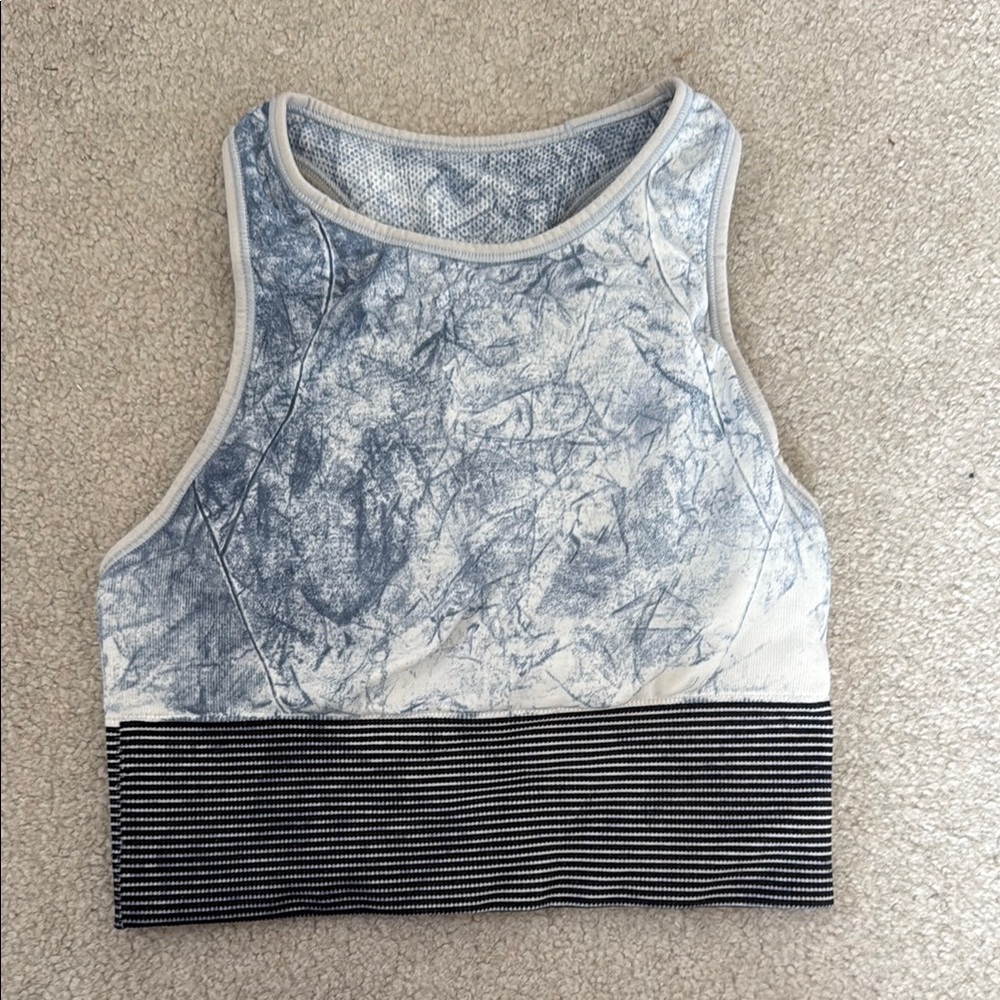 Lululemon halter sports bra